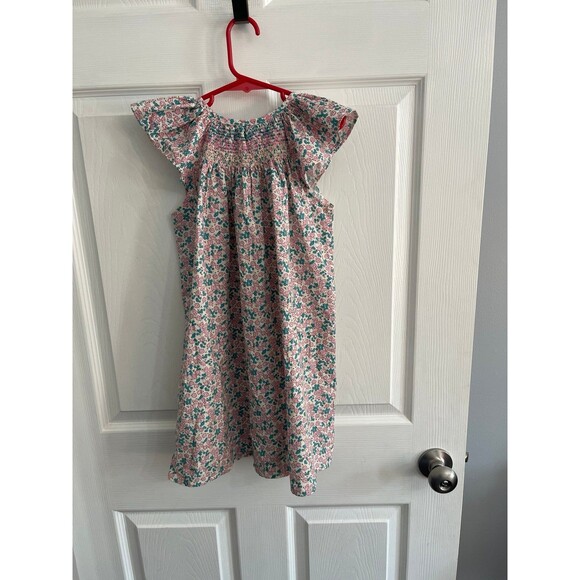 Floral print Smocked Dress Size 130 (6) - Picture 1 of 7